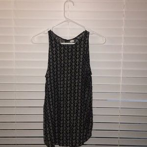 old navy tank top